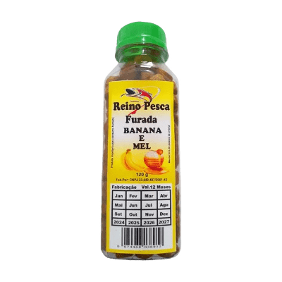 Mais resultados com a ração para pesca banana e mel Para quem deseja maior eficiência durante a pescaria, a ração para pesca banana e mel 120g se destaca como uma solução prática e eficaz. Além de ser fácil de usar, ela proporciona excelente atratividade, graças à sua fórmula exclusiva com aroma doce. Como resultado, a experiência de pesca torna-se mais produtiva desde os primeiros minutos. Aroma doce: o diferencial que atrai Em primeiro lugar, o aroma de banana com mel atua como um poderoso estimulante alimentar para os peixes. Isso significa que, mesmo em dias mais frios ou com menor movimentação, a isca continua atraente. Com isso, o pescador aumenta suas chances de sucesso, especialmente em locais onde há muita concorrência, como pesqueiros comerciais. Além disso, o cheiro adocicado se espalha com facilidade na água, criando uma trilha que guia os peixes até o anzol. Portanto, é possível conquistar resultados superiores mesmo com pouca quantidade de ração. Praticidade no uso e bom rendimento Outro benefício relevante está na facilidade de manuseio. A ração pode ser moldada com as mãos, dispensando qualquer preparo prévio. Assim, o pescador ganha tempo e aproveita melhor o momento da pescaria. Mais do que isso, o pacote com 120g oferece ótimo rendimento. Dessa forma, o produto atende diversas sessões de pesca sem a necessidade de reposição frequente. Ainda que utilizada por iniciantes, sua eficiência se mantém evidente, já que o formato é simples de aplicar e muito funcional. Durabilidade da isca e eficiência prolongada Não basta apenas atrair; a ração precisa se manter no anzol por tempo suficiente. Por isso, a ração para pesca banana apresenta uma textura firme, que resiste bem à ação da água. Como consequência, a isca libera aroma gradualmente, garantindo atratividade constante. Por outro lado, iscas que se desfazem com facilidade obrigam o pescador a substituí-las frequentemente, o que prejudica o ritmo da pescaria. Aqui, esse problema é eliminado, promovendo maior praticidade. Ideal para pesqueiros e pesca esportiva A ração se mostra especialmente eficaz em pesqueiros, onde há concentração de tilápias, pacus e tambacus. Frequentemente, pescadores relatam que a troca por essa isca gera respostas rápidas dos peixes, mesmo em situações em que outras opções falham. Além disso, sua composição atrativa é segura para o meio ambiente, o que a torna uma alternativa sustentável e confiável. Portanto, tanto pescadores ocasionais quanto aqueles que pescam com frequência podem se beneficiar do produto. Por que escolher essa ração? Em resumo, o conjunto de benefícios torna a ração para pesca banana uma escolha inteligente. Ela reúne atratividade, resistência, rendimento e facilidade de uso, tudo em um único pacote. Seja para pescadores experientes ou iniciantes, a isca oferece vantagem competitiva, permitindo melhores capturas com menor esforço. Por fim, sua embalagem prática e leve facilita o transporte, sendo ideal para quem gosta de mobilidade e praticidade. Diante disso, não restam dúvidas: investir nesse produto é sinônimo de sucesso na pescaria.